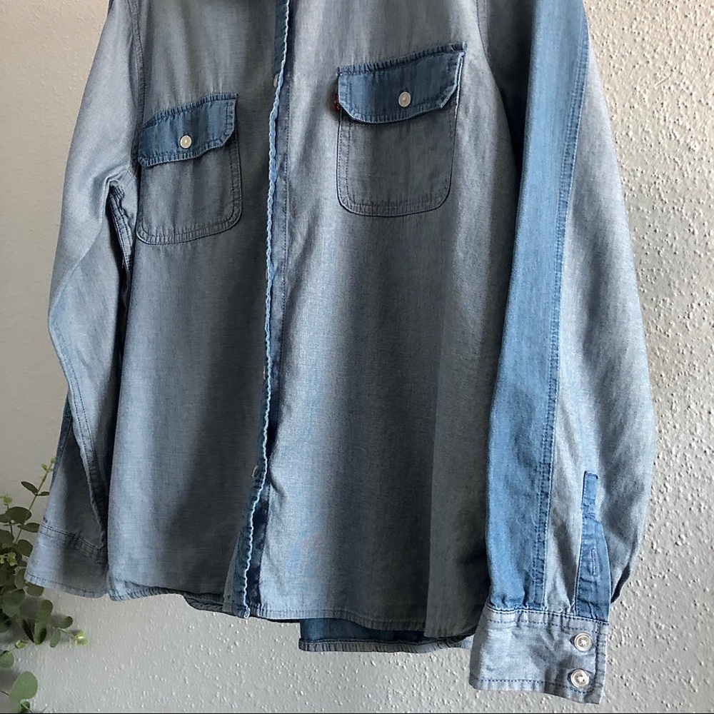 Levi’s Denim Shirt - image 4
